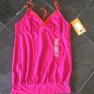 Brand NEW Roxy Top